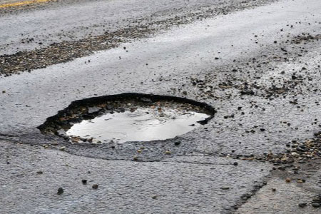 The do’s and dont's of driving with potholes
